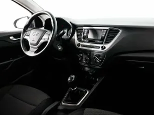 Hyundai  6