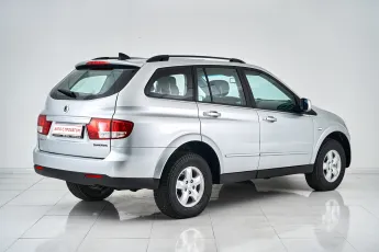 SsangYong  5