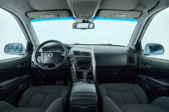 SsangYong  8