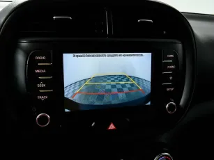 Kia  11