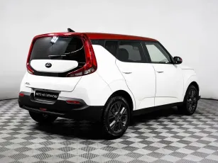 Kia  5