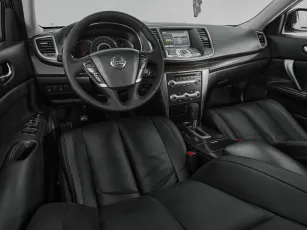 Nissan  7