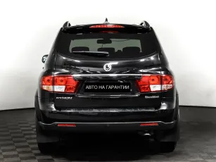 SsangYong  6