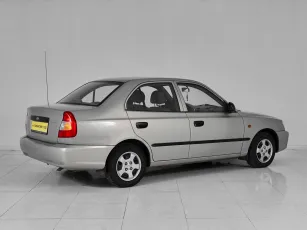 Hyundai  6