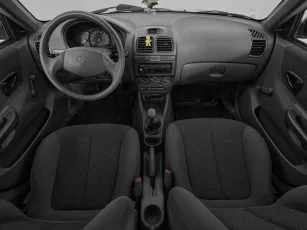 Hyundai  7