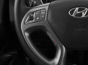 Hyundai  11