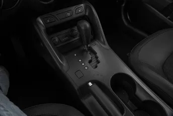 Hyundai  18