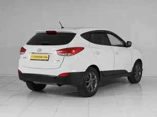 Hyundai  6