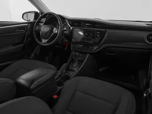 Toyota  9
