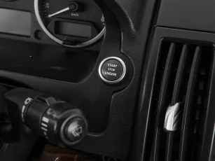 Land Rover  13