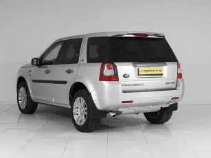 Land Rover  4