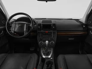 Land Rover  8