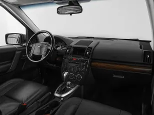 Land Rover  9