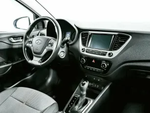 Hyundai  7