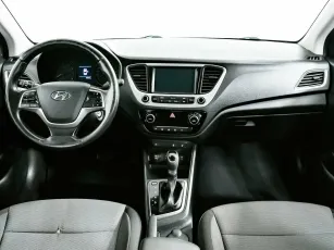 Hyundai  8