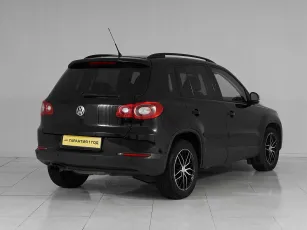 Volkswagen  6