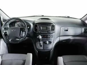 Hyundai  10