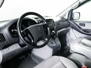 Hyundai  11