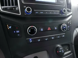 Hyundai  15
