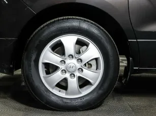 Hyundai  8