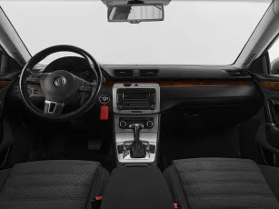 Volkswagen  8