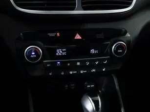 Hyundai  15