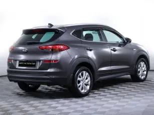 Hyundai  5