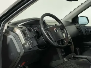 SsangYong  8