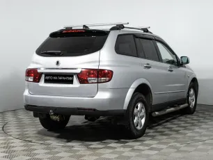 SsangYong  3