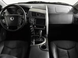 SsangYong  10