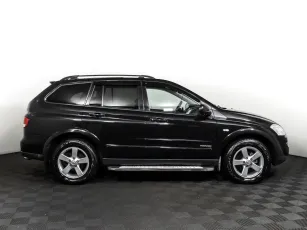 SsangYong  4