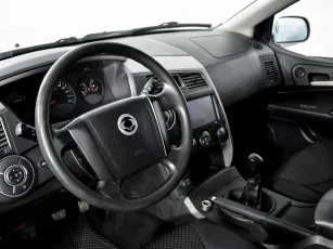 SsangYong  8