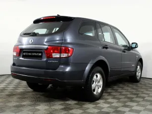 SsangYong  4