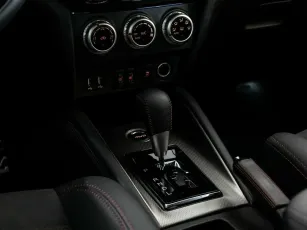 Mitsubishi  12
