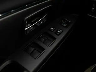 Mitsubishi  15