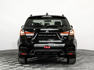 Mitsubishi  4