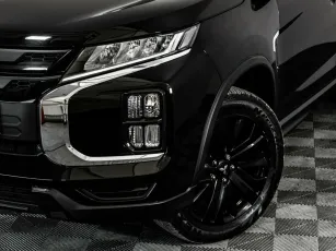 Mitsubishi  5