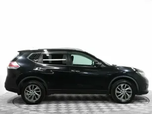Nissan  4