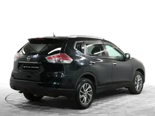 Nissan  5