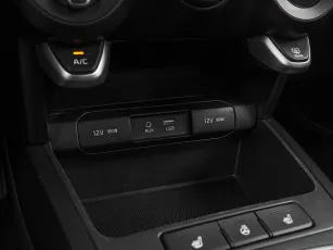Kia  17