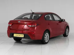 Kia  6