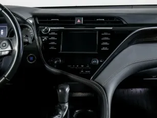 Toyota  10