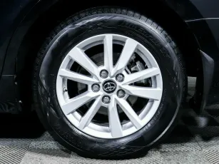 Toyota  6