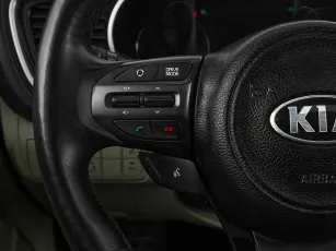 Kia  11