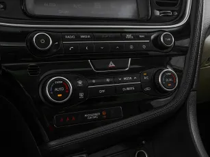 Kia  18