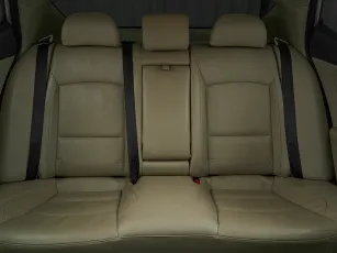 Kia  23