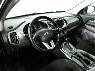 Kia  9