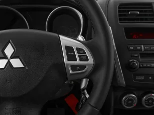 Mitsubishi  12