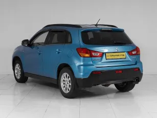 Mitsubishi  4