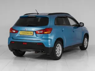 Mitsubishi  6